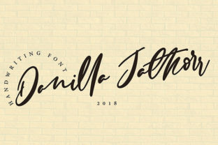 Danilla Jathorr: An Organic Script Font for Handmade Products